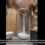 Flott Moderne I Holterdalen, 4 Soverom, 2 Bad, Jacuzzi, Garasje Rauland
