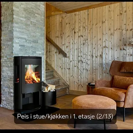 Flott Moderne I Holterdalen, 4 Soverom, 2 Bad, Jacuzzi, Garasje