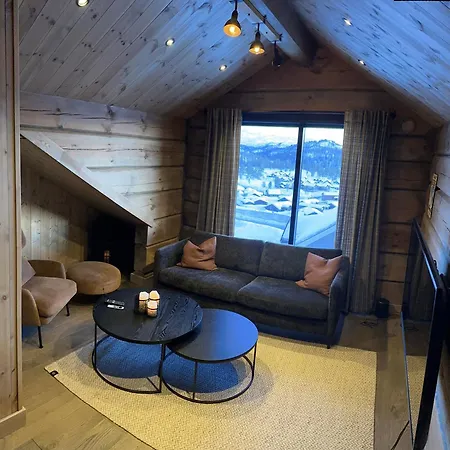 Casa de Férias Flott Moderne I Holterdalen, 4 Soverom, 2 Bad, Jacuzzi, Garasje *