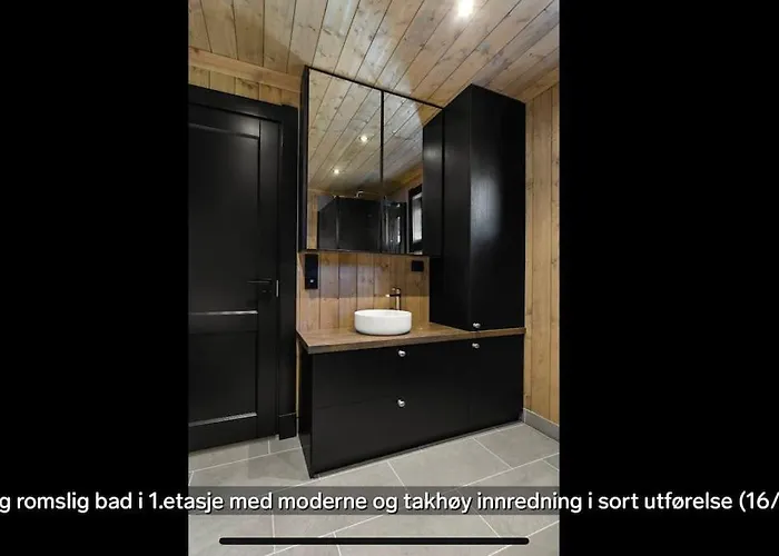 Flott Moderne I Holterdalen, 4 Soverom, 2 Bad, Jacuzzi, Garasje Casa vacanze *