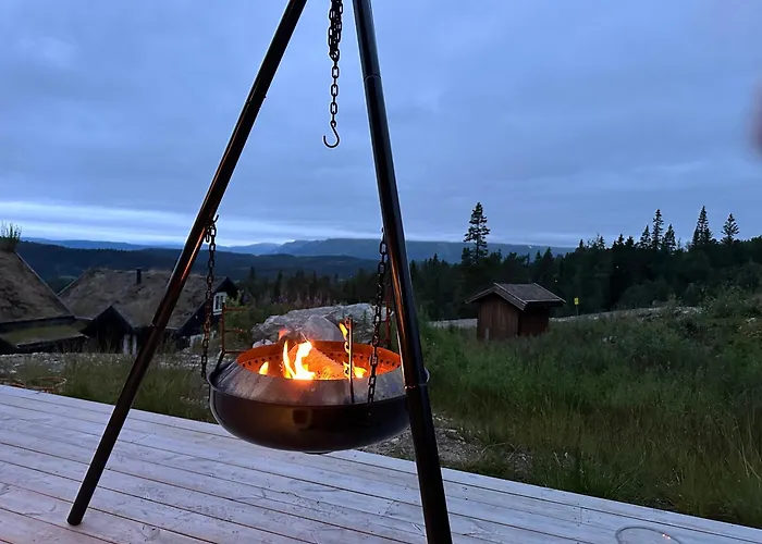 Flott Moderne I Holterdalen, 4 Soverom, 2 Bad, Jacuzzi, Garasje *