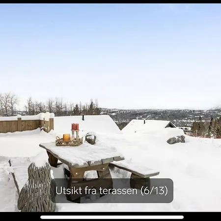 Flott Moderne I Holterdalen, 4 Soverom, 2 Bad, Jacuzzi, Garasje Casa de Férias