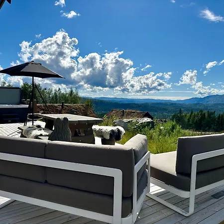 Flott Moderne I Holterdalen, 4 Soverom, 2 Bad, Jacuzzi, Garasje Casa de Férias Rauland
