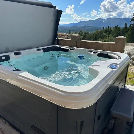 Flott Moderne I Holterdalen, 4 Soverom, 2 Bad, Jacuzzi, Garasje Casa de Férias *